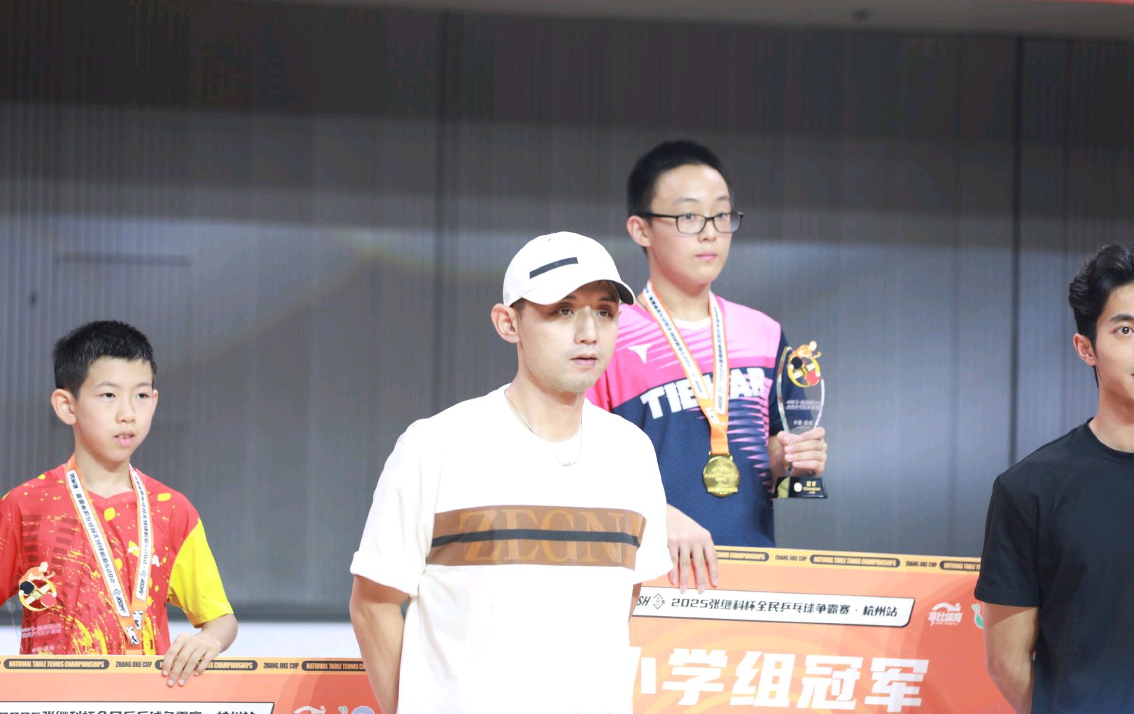 張繼科首創個人乒乓公開賽