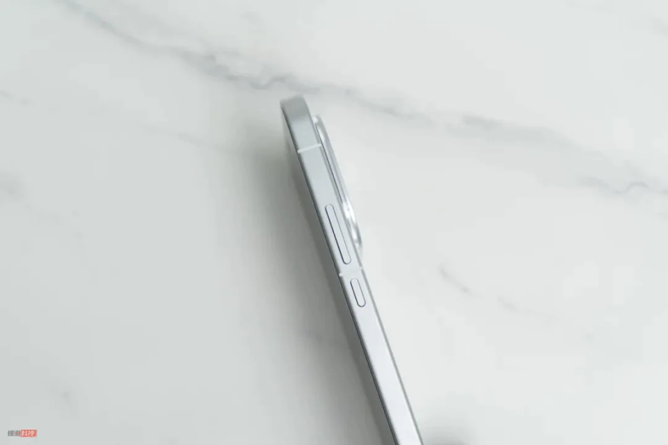 剛剛發布的這頂配旗艦,又要炸穿手機性能天花板 圖片