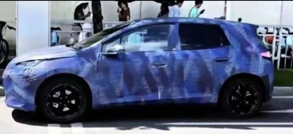 比亞迪全新海豚諜照曝光 德系味道十足 圖片