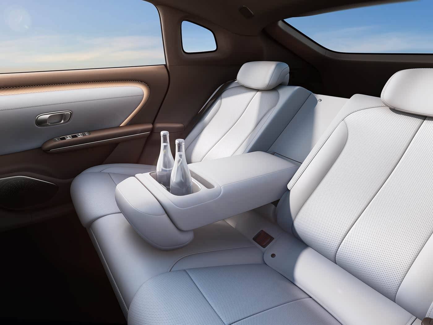 賣得這么好?長安啟源A06大定數(shù)量破萬臺,售價10.99萬元起