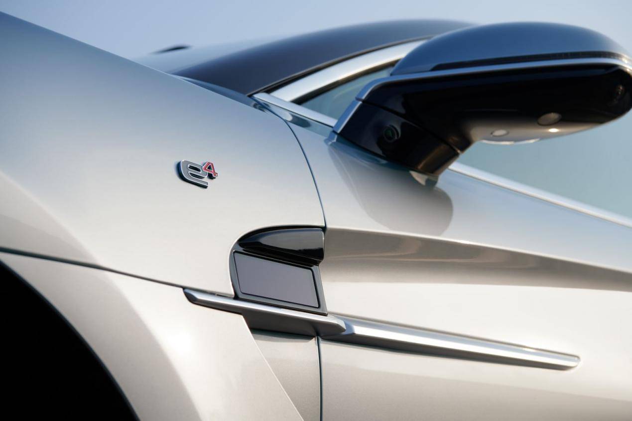 從技術基石到體驗進化,看仰望U7如何詮釋“自在掌控”